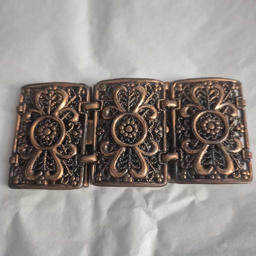Vintage Copper Hammered Bracelet Intricate